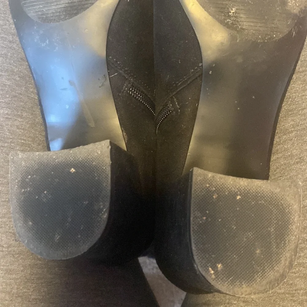PRE-OWNED STEVE MADDEN BRINKLEY OVER THE KNEE STRETCH BOOT